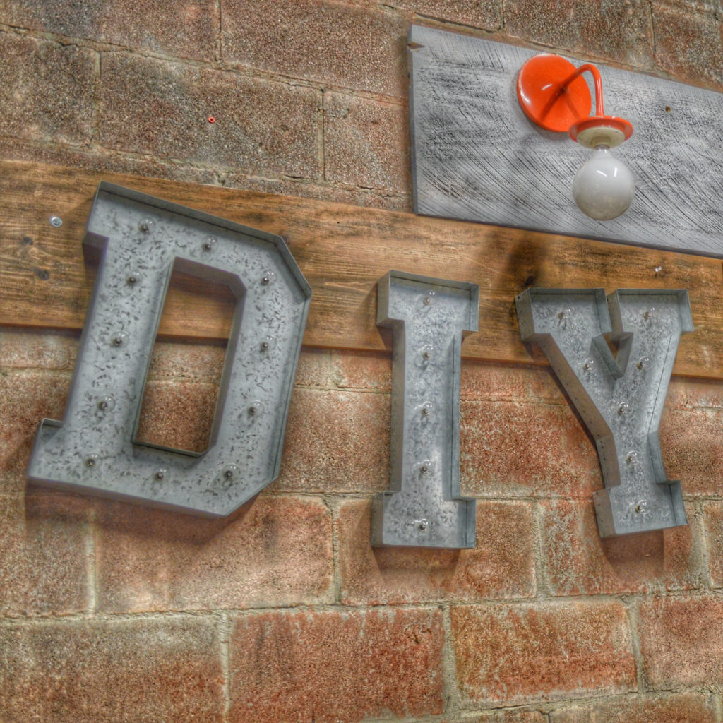 DYI Sign